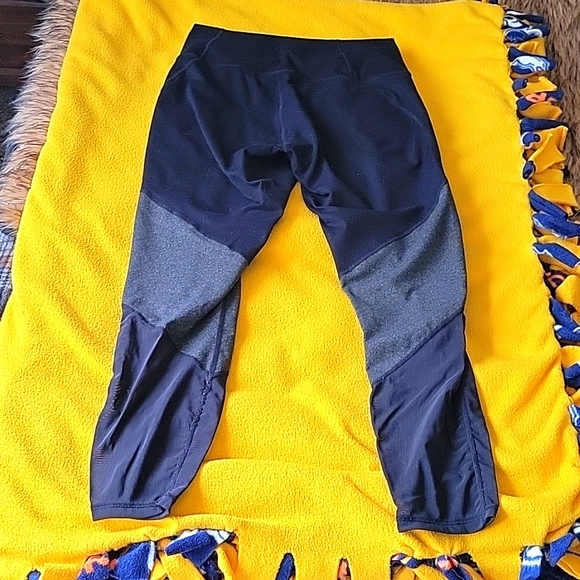 Fabletics Black & Gray Mesh Leggings - Picture 2 of 4